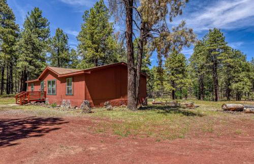 Gorgeous Historic 3 BR Log Cabin w Forest Views 20 Minutes from Flagstaff Now with Wi-Fi - Foto 13