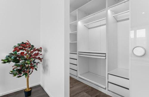 Iller Homes Memmingen - Moderne Fewos mit Terrasse für bis zu 7 Pers mit Parkplätzen - Foto 61