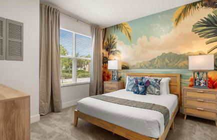 Contemporary 4BR Townhome with Pool & Themed Rooms - Foto 20