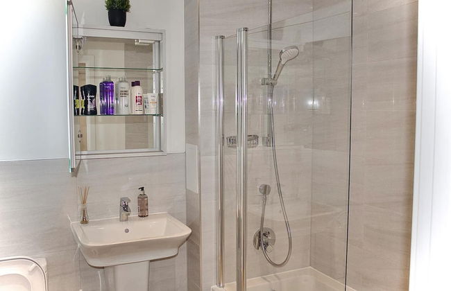 Cozy One Bedroom Apartment in Greenford - Foto 7