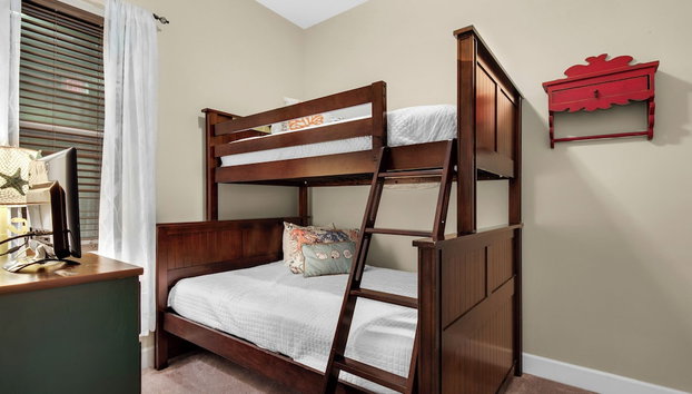 Lakeside Retreat Near Point Washington State Forest! - Foto 3, Habitación