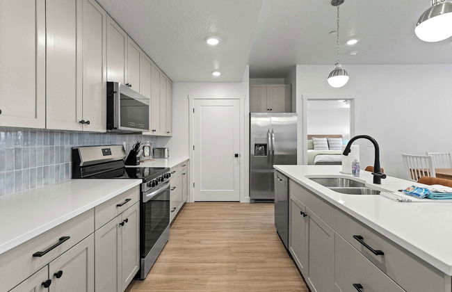 Cliffside Vista Stay for 7! - Photo 11