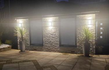 Ground Floor-Modern-Cosy-Private-Whitefield Studio - Foto 32