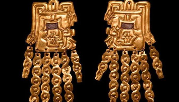 Bijoux retrouvés à Kuntur Wasi