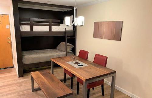 St Anton Courtyard View Ski-In and Out 1 Bedroom Condo - Foto 12