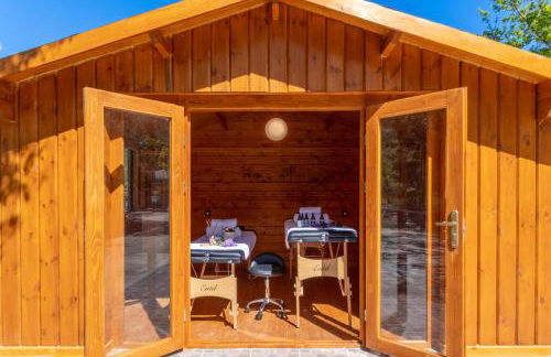 Apanema Mindfulness Villas Resort with Fast WiFi, Pool, Sauna, Massage - Photo 19