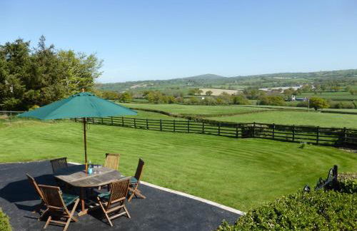 Cefn Isaf - Photo 25