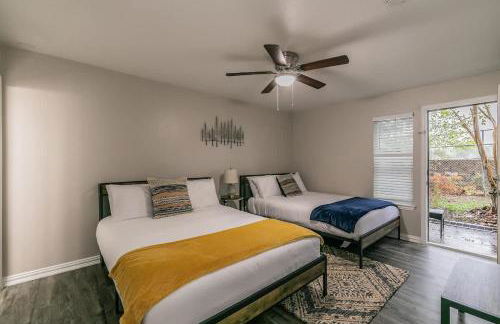Central 3Bed2B at AT&T - Cowboy Stadium - Texas Live - Photo 22
