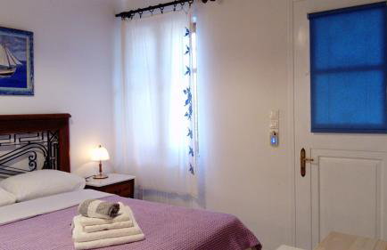 ZACHAROULA ROOMS 2 - Photo 2