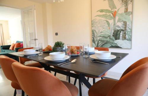 Spacious home with office and double driveway & FREE Wifi By ULTIMATE HOMES AWAY - Foto 47