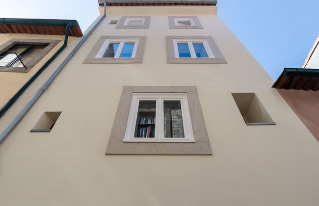 Oporto Street Aldas - Photo 69