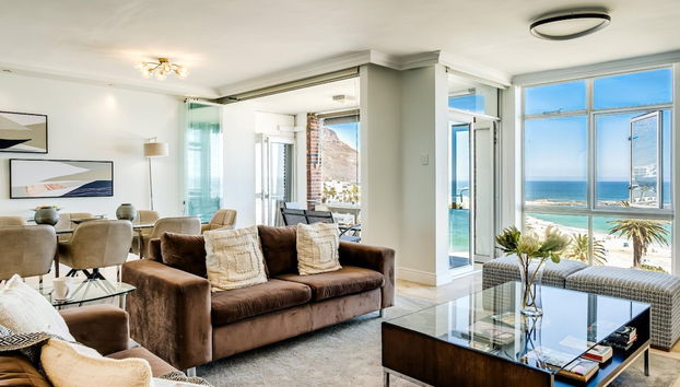 Camps Bay Beachside 2bed w Sea View Cloud 9 - Foto 2, Habitación