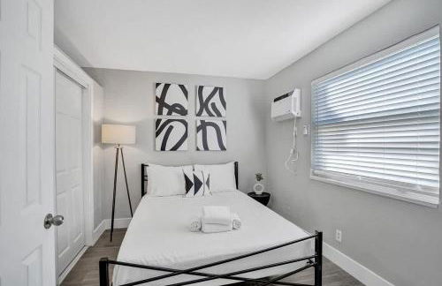 Rustic Retreats Cozy 1BR For 4 Guests In The Heart Of Fort Lauderdale - Foto 15