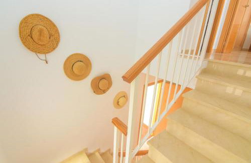 Villa privada con increíbles vistas al mar - Photo 12