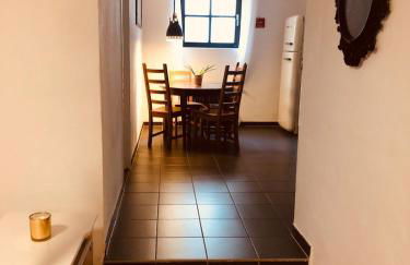 Central-Quiet-5min to tram-shopping- - Foto 11