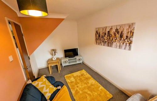 6 Guests * 4 Bedroom * Free Wi-Fi - Photo 13