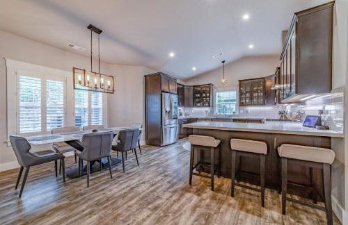 Mojo's Dojo - Photo 9