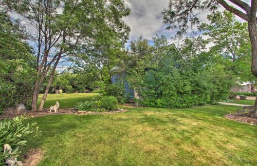 Cozy Home with Hot Tub Half Mi to Salmon River! - Foto 34