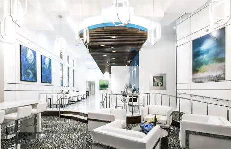 Skyline Retreat Penthouse, Top Floor, Year round Pool, City View! - Foto 53