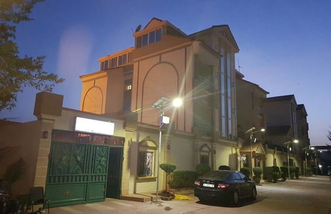 Star Residence - Photo 35