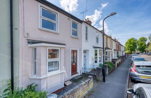 2BR Leamington Spa, by Clarendon Stays, FREE Parking, WiFi, Smart TV! - Foto 17