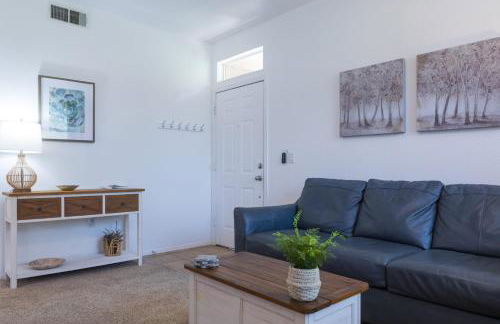 Modern Retreat in Ahwatukee Heated Pool Spa Gym - Foto 6