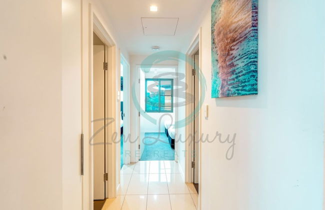 Waterfront Retreat Ocean Views Pool Balcony - Photo 13