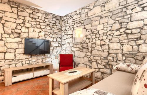 Holiday Home in Segotici With Private Pool - Foto 17