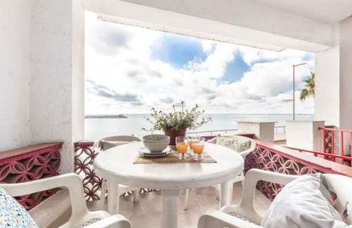 Apt primera línea de mar - Foto 10