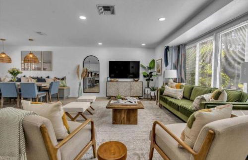 Tropical Oasis, 5 Mins to Beach - Foto 12