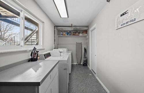 Bright & Spacious 2 Bedroom, Quiet - Foto 23