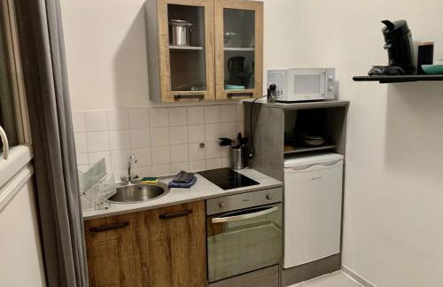 STUDIO COSY - HYPERCENTRE - CALME - 50M2 - Wi-FI - Foto 8