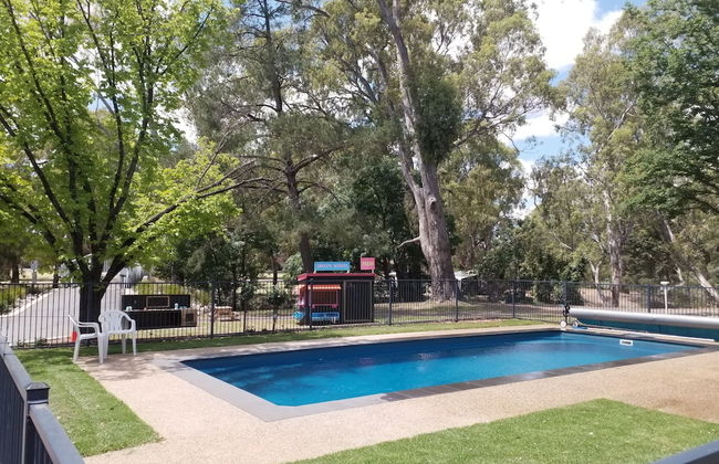 Euroa Caravan Park - Foto 29