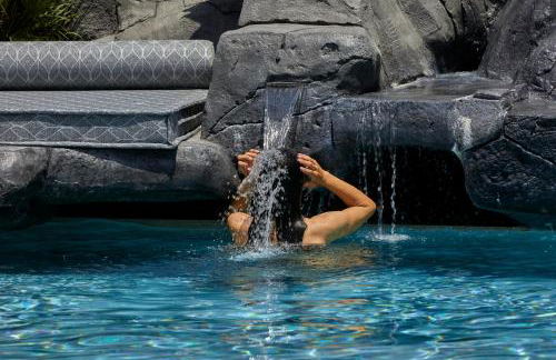 Mountain and Sea Suites - Foto 9