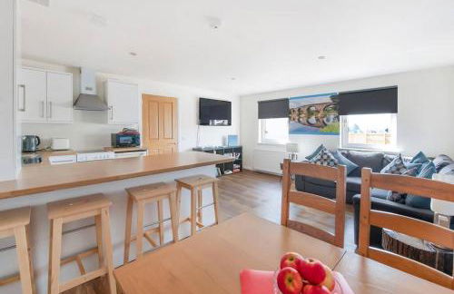 Wallace's Rest - Photo 3