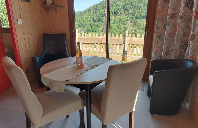 Chalet in Lovely, Rich Forest Setting With a Beautiful View - Photo 48