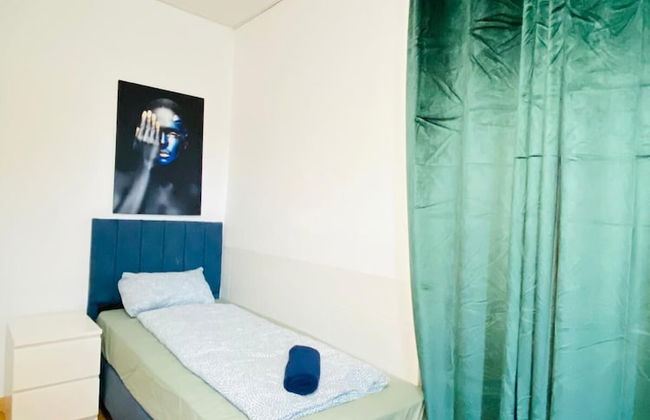 Stylish Shared 3-Bedroom Stay Near City - Foto 26