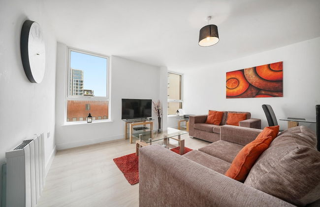2 Bdrm Penthouse with parking Wycombe - Foto 74