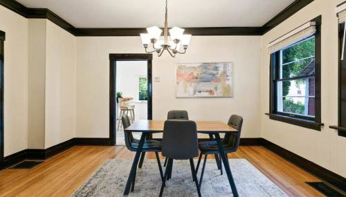 Quaint South Hill Home w Luxury King Bed and Wifi - Foto 4