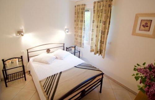 L'Arcadia Panoramique - Terrasse Vue Lac et Piscine - Foto 5