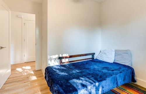 4 Mi to UT Austin Bright and Modern Family Home - Photo 17