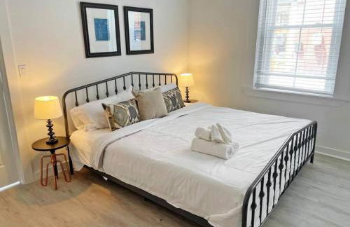 Full Building Huge Downtown Retreat Walkable to Everything - Foto 19