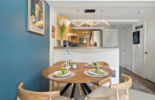 Designer Penthouse Space Needle View & Walk to Everything - Foto 13