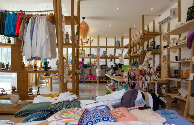 Alia Suites & Alia Beachfront Suites and Spa - Photo 11