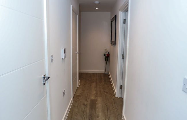 Exquisite One Bed Apartment - Photo 22