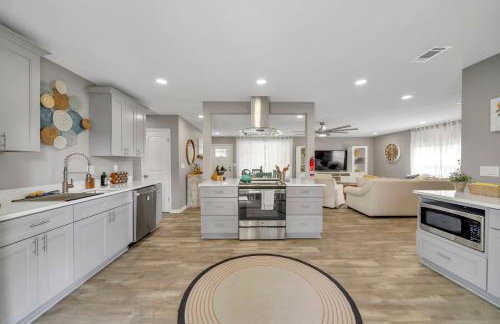 Magnolia - Family-Friendly Comforts, TVs, Grill & Just Steps to the Beach! - Foto 8