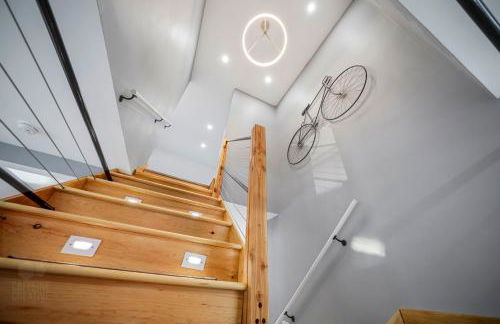 New Sunday River Ski Retreat with Hot Tub Spa - FirePit Sleeps 16 - Foto 12