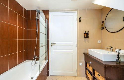 La Tanière du Roi - Versailles - à 10 min du Château et de la gare - Foto 12