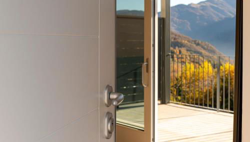 Italian Vacation Homes - Lakeview Heaven Retreat - Photo 3