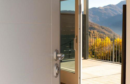 Italian Vacation Homes - Lakeview Heaven Retreat - Photo 3